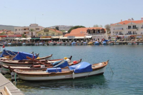 Hotels in Foça